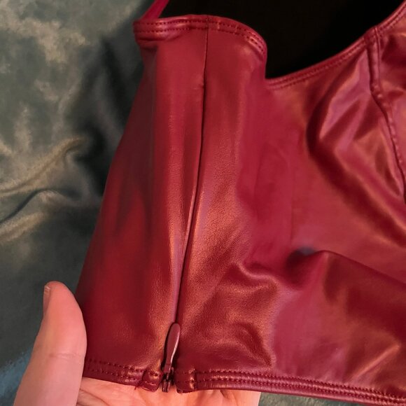 Shein Size 4xl Maroon Faux Leather Cropped Top - Picture 7 of 7